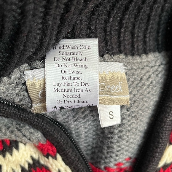 Vintage Coldwater Creek Sweater Vest Womens S Knit Red Black Gray Holiday Zip - Picture 6 of 6